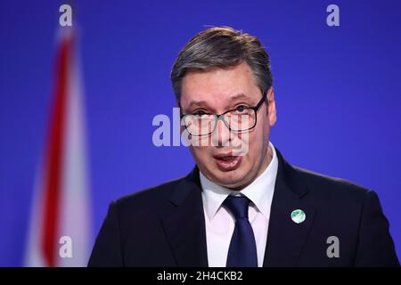 Der serbische Präsident Aleksandar Vucic spricht während des Cop26-Gipfels in Glasgow. Bilddatum: Dienstag, 2. November 2021. Stockfoto