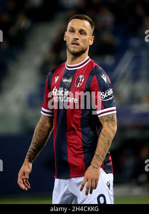 BOLOGNA, ITALIEN - 01. November: Marko Arnautovic vom FC Bologna in Aktion, während des Serie A-Spiels zwischen dem FC Bologna und Cagliari Calcio im Stadio Renato Dall'Ara am 01. November 2021 in Bologna, Italien. (Foto nach MB-Medien) Stockfoto