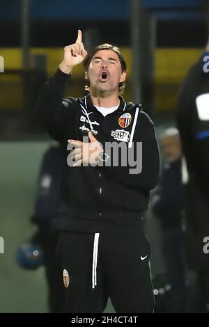 Pisa, Italien. November 2021. Cheftrainer von Ascoli Andrea Sottil während AC Pisa vs Ascoli Calcio, Italienische Fußball-Meisterschaft Liga BKT in Pisa, Italien, November 01 2021 Quelle: Independent Photo Agency/Alamy Live News Stockfoto