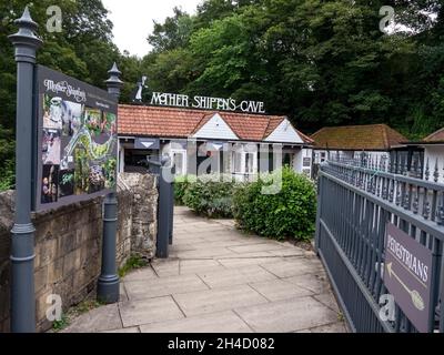 Mother Shiptons Cave Stockfoto