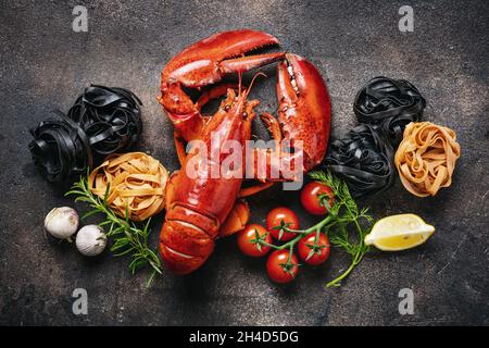 Pasta-Leguine mit Hummer Zutaten Stockfoto