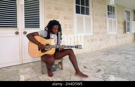 Eddy Grant bei seiner Baileys Plantation Barbados 1983 Stockfoto