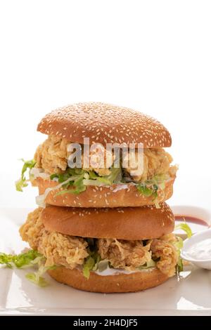 Köstliches knuspriges Hähnchenfinger-Sandwich Stockfoto