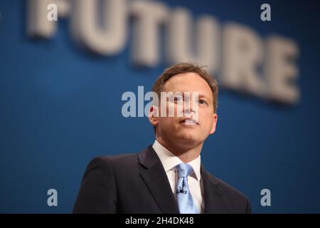 Parteivorsitzender Grant Shapps während der konservativen Parteikonferenz 2014 im ICC Birmingham. Stockfoto