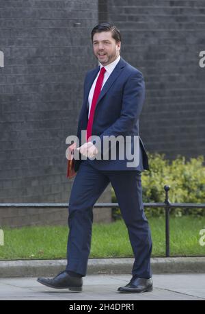 Stephen Crabb, Staatssekretär für Arbeit und Pensionen, nimmt am 17. Mai 2016 an einer Kabinettssitzung in der Downing Street Teil. Stockfoto