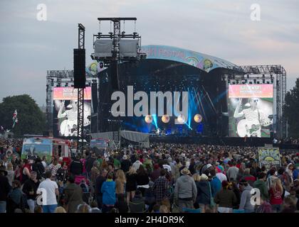 Richard Ashcroft tritt am Samstag, dem 11. Juni, beim Isle of Wight Festival im Seaclose Park, Newport, Isle of Wight, auf. Stockfoto