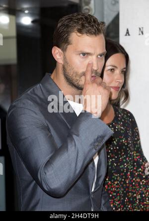 Jamie Dornan und seine Frau Amelia Warner nehmen an der britischen Premiere von ANTHROPOID im BFI Southbank, London, Teil. Dienstag, 30. August 2016. Bildnachweis sollte lauten: Isabel Infantes / EMPICS Entertainment. Stockfoto