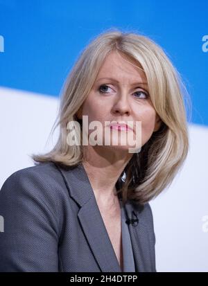 Esther McVey, ehemalige konservative Abgeordnete, nimmt an einem Panel zur Feier der Union während der Parteikonferenz der Konservativen am dritten Tag im International Convention Centre, ICC, Birmingham, Teil. Dienstag, 4. Oktober 2016. Bildnachweis sollte lauten: Isabel Infantes / EMPICS Entertainment. Stockfoto