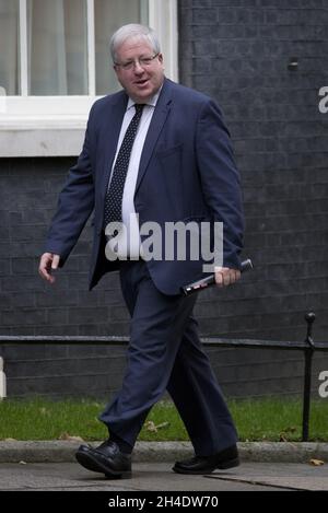 Patrick MCLOUGHLIN, Vorsitzender der Konservativen Partei, nimmt an einer Kabinettssitzung in der Downing Street, London, Teil. Bild datiert: Dienstag, 18. Oktober 2016. Bildnachweis sollte lauten: Isabel Infantes / EMPICS Entertainment. Stockfoto