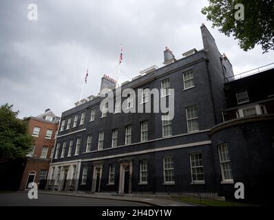 Eine Gesamtansicht von 10 Downing Street, Westminster, London. Bild datiert: Samstag, 13. Mai 2017. Bildnachweis sollte lauten: Isabel Infantes / EMPICS Entertainment. Stockfoto