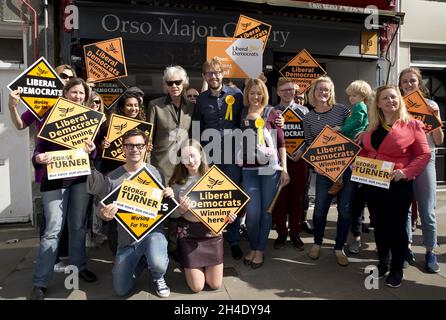 Bob Geldof besucht den Kandidaten der Liberaldemokraten für Vauxhall, George Turner, im Wahlkampfbüro in Südlondon. Bild datiert: Mittwoch, 7. Juni 2017. Bildnachweis sollte lauten: Isabel Infantes / EMPICS Entertainment Stockfoto