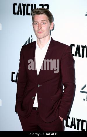 Ian Toner nimmt an der britischen Premiere von Catch 22 in Vue Westfield, London, Teil Stockfoto