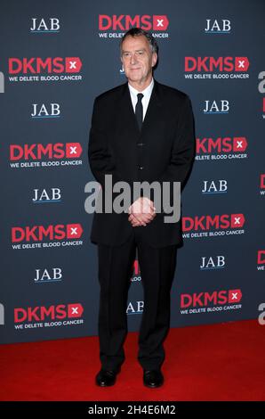 Angus Deayton kommt zur jährlichen DKMS Big Love Gala im Roundhouse in Camden Town, London. Stockfoto