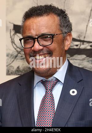 Datei Foto vom 04/07/18 des Generaldirektors der Weltgesundheitsorganisation, Dr. Tedros Adhanom Ghebreyesus, der auf seiner täglichen Pressekonferenz Briefing, dass die Covid-19 Pandemie â € œspeeding upâ € und die â € œworst ist noch zu comeâ € gewarnt. Ausgabedatum: Dienstag, 30. Juni 2020. Stockfoto