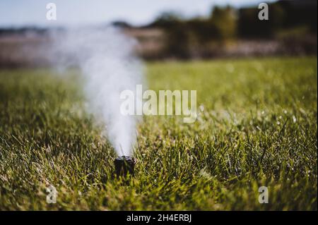 Überwinterung einer Bewässerungsanlage durch Durchblasen von Druckluft zur Wasseraufbereitung Stockfoto