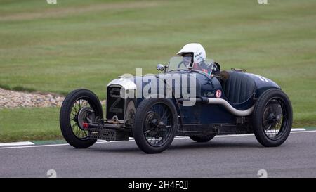 1926 Amilcar C6 mit Fahrer Lucas Slijpen während des Earl Howe Trophy-Rennens beim Goodwood 78th Members Meeting, Sussex, Großbritannien. Stockfoto