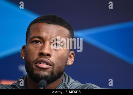 Leipzig, Deutschland. November 2021. Fußball: Champions League, Gruppenphase, Pressekonferenz vor dem Gruppenspiel RB Leipzig - Paris Saint-Germain. Paris Georginio Wijnaldum spricht auf der Pressekonferenz. Quelle: Hendrik Schmidt/dpa-Zentralbild/ZB/dpa/Alamy Live News Stockfoto