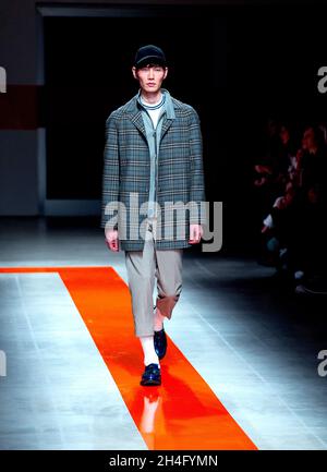 MSGM HERBST/WINTER 2017 KOLLEKTION. Mailand, 18. januar 2017 Stockfoto