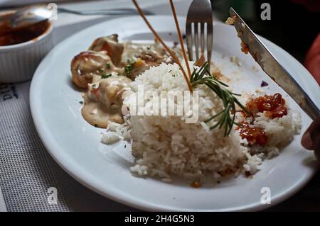 Essen und Desserts von Geburtstagsfeiern und Hochzeiten verschiedener Aktivitäten Stockfoto