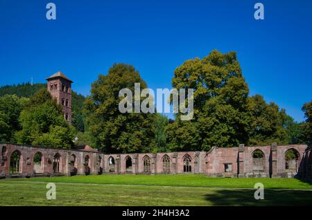 Eulenturm und Kreuzgang, ehemalige Klosteranlage St. Peter und Paul, Kloster Hirsau, Schwarzwald, Baden-Württemberg, Deutschland Stockfoto