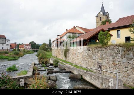 Fischleiter, Werra, Brückenmühlenwerk, Alte Stadtmauer, Themar, Thüringen, Deutschland Stockfoto