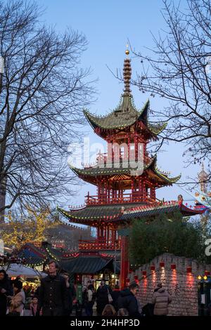 Weihnachten im Tivoli in Kopenhagen Stockfoto