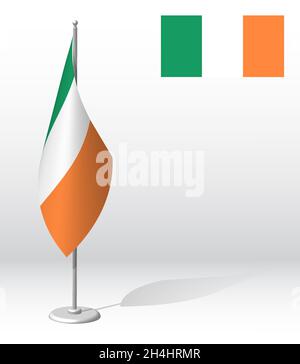 IRLAND Flagge auf Fahnenmast für die Registrierung der feierlichen Veranstaltung, Treffen ausländischer Gäste. Tag der nationalen Unabhängigkeit IRLANDS. Realistischer 3D-Vektor auf Weiß Stock Vektor