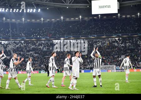 Turin, Piemont, Italien. November 2021. Turin, Italien – 02. November 2021: Das Spiel der UEFA Champions League-Gruppe H zwischen Juventus und Zenit St. Petersburg im Allianz-Stadion am 2. November 2021 in Turin, Italien (Bildnachweis: © Stefano Guidi/ZUMA Press Wire) Stockfoto