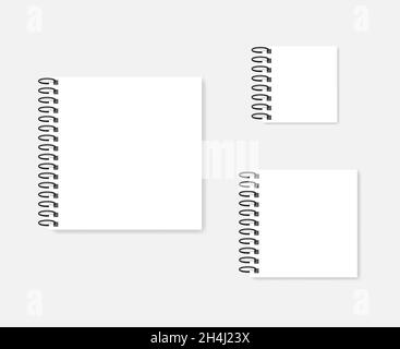 Ringgebundene quadratische Notizbuch-Vektor-Modell-Set. Weiße Spiralnotenschablone Stock Vektor