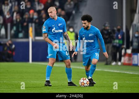 Turin, Piemont, Italien. November 2021. Turin, Italien – 02. November 2021: Das Spiel der UEFA Champions League-Gruppe H zwischen Juventus und Zenit St. Petersburg im Allianz-Stadion am 2. November 2021 in Turin, Italien (Bildnachweis: © Stefano Guidi/ZUMA Press Wire) Stockfoto