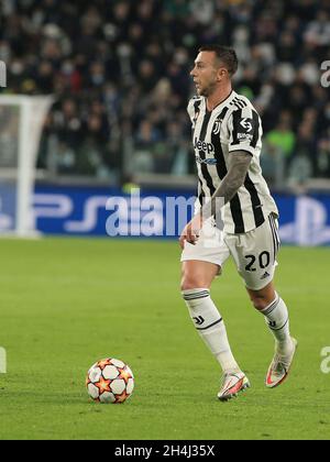 Allianz Stadium, Turin, Italien, 02. November 2021, Federico Bernardeschi (Juventus FC) kontrolliert den Ball während des FC Juventus gegen Zenit St. Petersbur Stockfoto