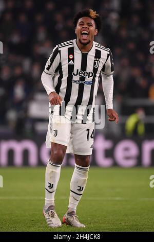 Turin, Italien. November 2021. Weston McKennie vom FC Juventus reagiert während des UEFA Champions League-Fußballspiels der Gruppe H zwischen dem FC Juventus und Zenit ST Petersburg im Juventus-Stadion in Turin (Italien) am 2. November 2021. Foto Federico Tardito/Insidefoto Kredit: Insidefoto srl/Alamy Live News Stockfoto