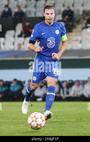 Malmö, Schweden. November 2021. Cesar Azpilicueta vom FC Chelsea während der UEFA Champions League, Gruppe H Fußballspiel zwischen Malmo FF und Chelsea FC am 2. November 2021 im Eleda Stadion in Malmö, Schweden - Foto: Laurent Lairys/DPPI/LiveMedia Kredit: Unabhängige Fotoagentur/Alamy Live News Stockfoto