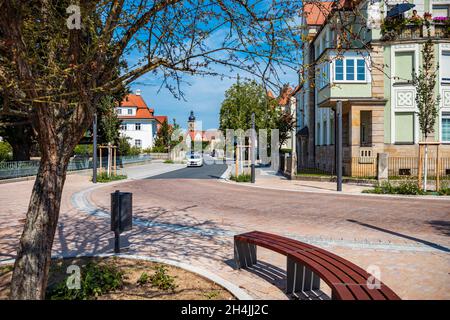 FORCHHEIM, DEUTSCHLAND - CA. AUGUST 2021: Die Luitpoldstraße von Forchheim, Bayern, Deutschland Stockfoto