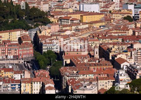 Frankreich, Alpes-Maritimes (06), Nizza, Class?e Patrimoine Mondial de l'UNESCO, vue sur quartier du vieux Port ou Port Lympia/France, Alpes Maritimes, Nizza, von der UNESCO zum Weltkulturerbe erklärt, Blick auf den alten Hafenbezirk oder den Hafen von Lympia Stockfoto