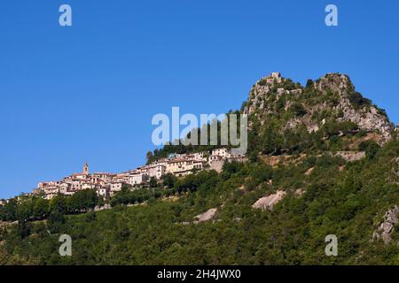 Frankreich, Alpes Maritimes, Sainte Agnes, das höchste Küstendorf in Europa, bezeichnete die schönsten Dörfer Frankreichs, das Dorf und die Burg Stockfoto