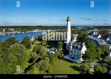 Frankreich, Finistere, Benodet, der Fluss Odet, der Leuchtturm von Benodet (oder der Leuchtturm der Pyramide) (Luftaufnahme) Stockfoto