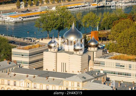 Frankreich, Paris, Kuppeln der Kathedrale der Heiligen Dreifaltigkeit (Russisch-orthodoxes Kultur- und Sprirituelzentrum) Stockfoto