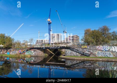 Große neue Brownfield-Wohnanlage in Soho Wharf in Birmingham mit 750 neuen Häusern und Wohnungen von Galliard Homes und Apsley House Capital Stockfoto