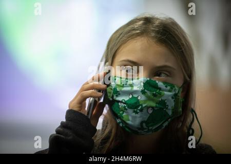 Glasgow, Großbritannien. Die schwedische Klimaaktivistin Greta Thunberg bei der 26. UN-Klimakonferenz, bekannt als COP26, am 3. November 2021 in Glasgow, Schottland. Foto: Jeremy Sutton-Hibbert/Alamy Live News. Stockfoto