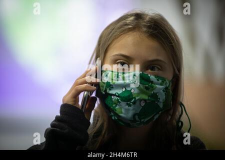 Glasgow, Großbritannien. Die schwedische Klimaaktivistin Greta Thunberg bei der 26. UN-Klimakonferenz, bekannt als COP26, am 3. November 2021 in Glasgow, Schottland. Foto: Jeremy Sutton-Hibbert/Alamy Live News. Stockfoto