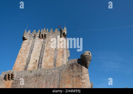 Chaves Stadt historisches Schloss mit schönen Blumengarten, Chaves, Vila Real, Portugal, Europa Stockfoto