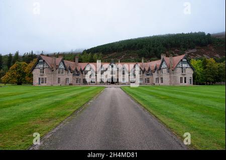 Braemar, Schottland - 17. Okt 2021: Mar Lodge Estate in den Cairngorms von Schottland Stockfoto