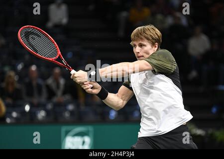 Ilya Ivashka aus Bulgarien während des Rolex Paris Masters 2021, ATP Masters 1000 Tennisturniers, am 3. November 2021 in der Accor Arena in Paris, Frankreich - Foto: Victor Joly/DPPI/LiveMedia Stockfoto