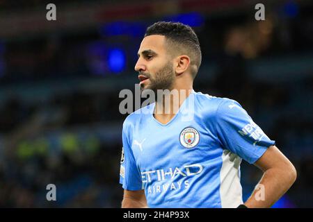 Manchester, Großbritannien. November 2021. Riyad Mahrez #26 von Manchester City in Manchester, Vereinigtes Königreich am 11/3/2021. (Foto von Conor Molloy/News Images/Sipa USA) Quelle: SIPA USA/Alamy Live News Stockfoto