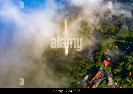 Hoherodskopf im Vogelsberg aus der Luft | Luftaufnahme des Vogelsberg in Hessen (Deutschland) Stockfoto