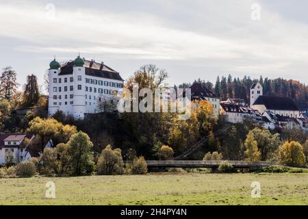 Die Stadt Mühlheim an der Donau mit Schloss, Baden-Württemberg, Deutschland Stockfoto
