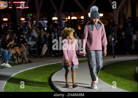 Aragón Fashion Week es un gran escaparate para los diseñadores de Aragón y para la industria del textil. Septembre 2021 Stockfoto