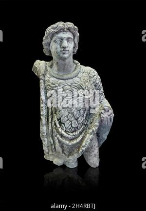 Römische ägyptische Statue Skulptur von Alexandre dem Großen als Sohn des Zeus, ist 0r 2. jh. AD, Marmor . Louvre Museum Inv Ma 3616. Alexander III. Stockfoto