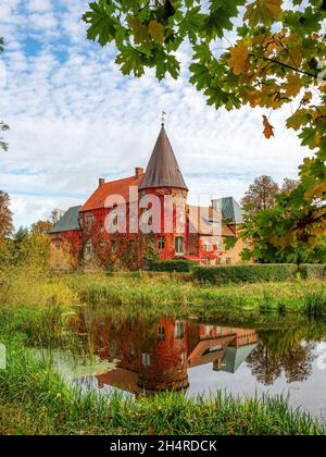 Schloss Ortofta in der Region Eslov in Südschweden in der Herbstsaison. Stockfoto